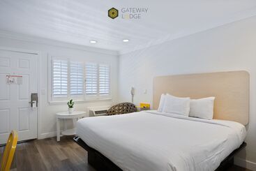 مُتل Gateway Lodge
