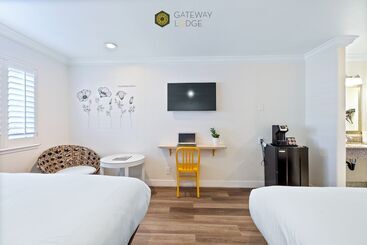 مُتل Gateway Lodge