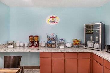 مُتل Super 8 By Wyndham Kinder/coushatta Near Casino
