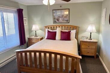 Elmwood Resort