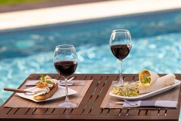 Enalio Suites