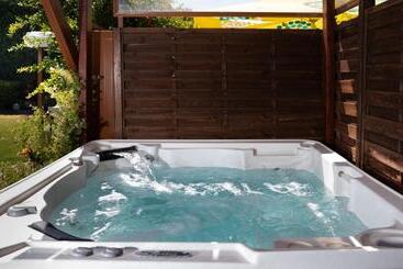Enalio Suites