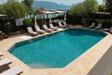 Enalio Suites