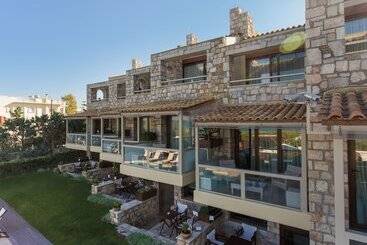 Enalio Suites