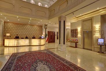 Espinas International Hotel
