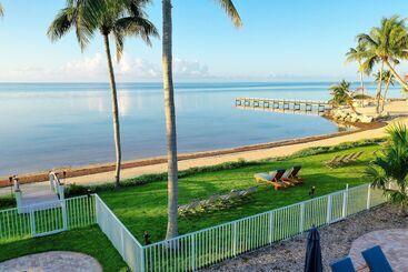 Grassy Flats Resort & Beach Club