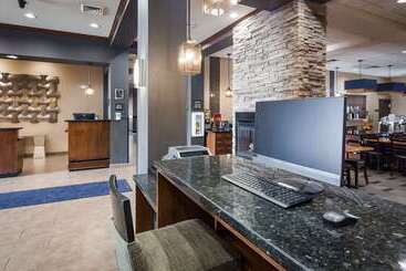 Best Western Plus Williston Hotel & Suites