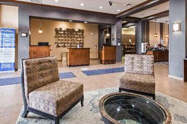 Best Western Plus Williston Hotel & Suites