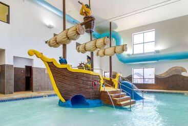 هتل Comfort Inn & Suites Mitchell I 90