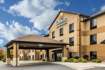 هتل Comfort Inn & Suites Mitchell I 90