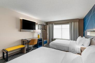 هتل Comfort Inn & Suites Hampton Near Coliseum