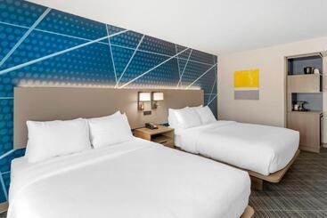 هتل Comfort Inn & Suites Hampton Near Coliseum