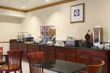 هتل Country Inn & Suites By Radisson, Columbia, Mo