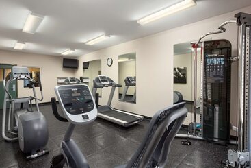 هتل Country Inn & Suites By Radisson, Columbia, Mo