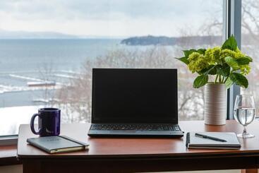 هتل Courtyard Burlington Harbor