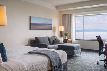 هتل Courtyard Burlington Harbor