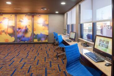 هتل Courtyard By Marriott Pensacola Downtown