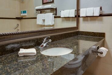 هتل Drury Inn & Suites Las Cruces