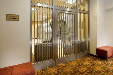 Drury Plaza Hotel San Antonio Riverwalk