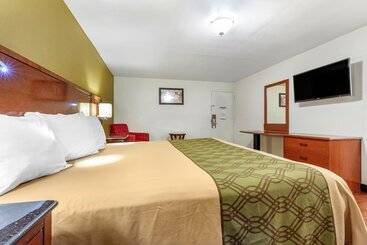 هتل Rose City Inn & Suites