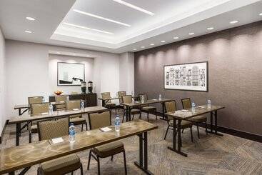 هتل Fairfield Inn & Suites By Marriott New York Midtown Manhattan/penn Station