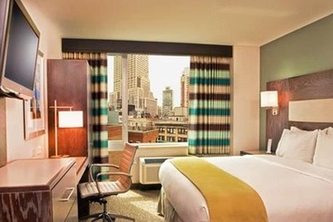 هتل Holiday Inn Express   Times Square South, An Ihg