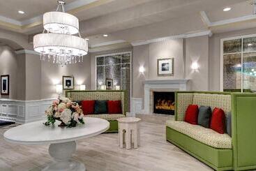 هتل Holiday Inn Savannah Historic District, An Ihg