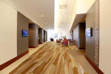 I Hotel And Conference Center   Champaign