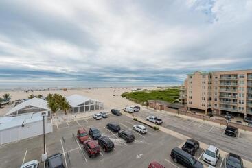 هتل Icona Diamond Beach