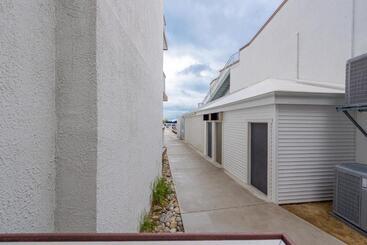هتل Icona Diamond Beach