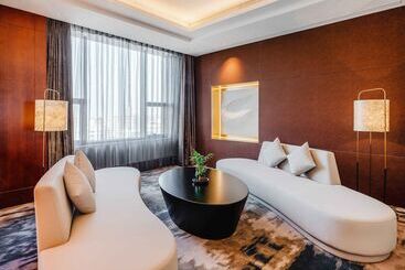 هتل Marco Polo  Jinjiang