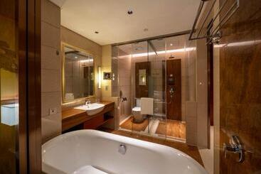 هتل Marco Polo  Jinjiang