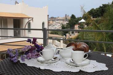 هتل Mea Aeolian Charme