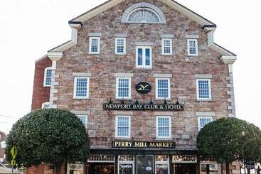 هتل Newport Bay Club And