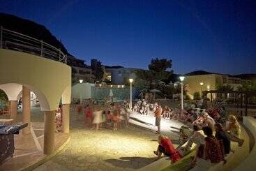 هتل Porto Angeli