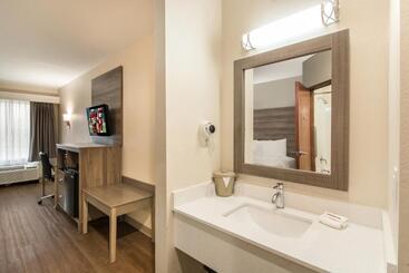 هتل Red Roof Inn Panama City