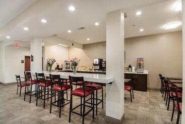 هتل Red Roof Inn Panama City