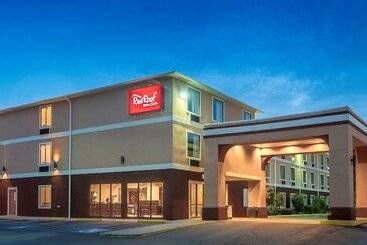 هتل Red Roof Inn & Suites Biloxi   Ocean Springs