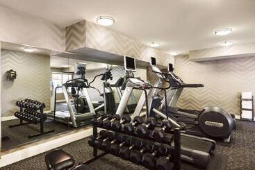 هتل Residence Inn By Marriott Greensboro Airport