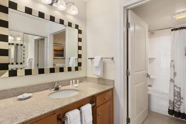 هتل Residence Inn By Marriott Newport Middletown