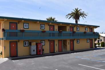 هتل Seaside Inn Monterey