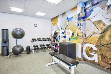 هتل Springhill Suites Erie