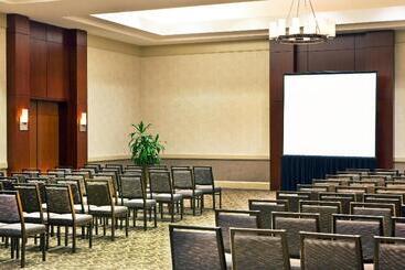هتل The Westin Baltimore Washington Airport   Bwi