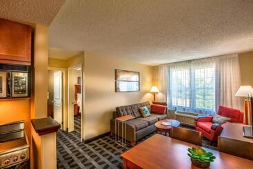 هتل Towneplace Suites By Marriott Baltimore Bwi Airport