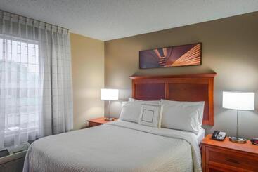 هتل Towneplace Suites By Marriott Baltimore Bwi Airport