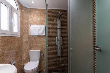هتل Villa Basil