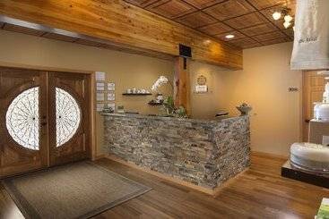 Icicle Village Resort
