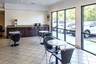 مُتل Quality Inn & Suites