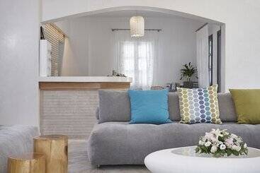 Parian Boutique