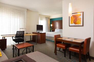 Residence Inn Kansas City Airport